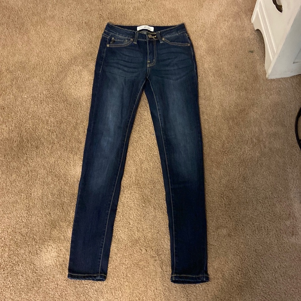 dark blue jeans